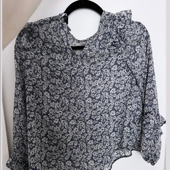 NEW LOOK flowy airy top - Picture 4 of 5